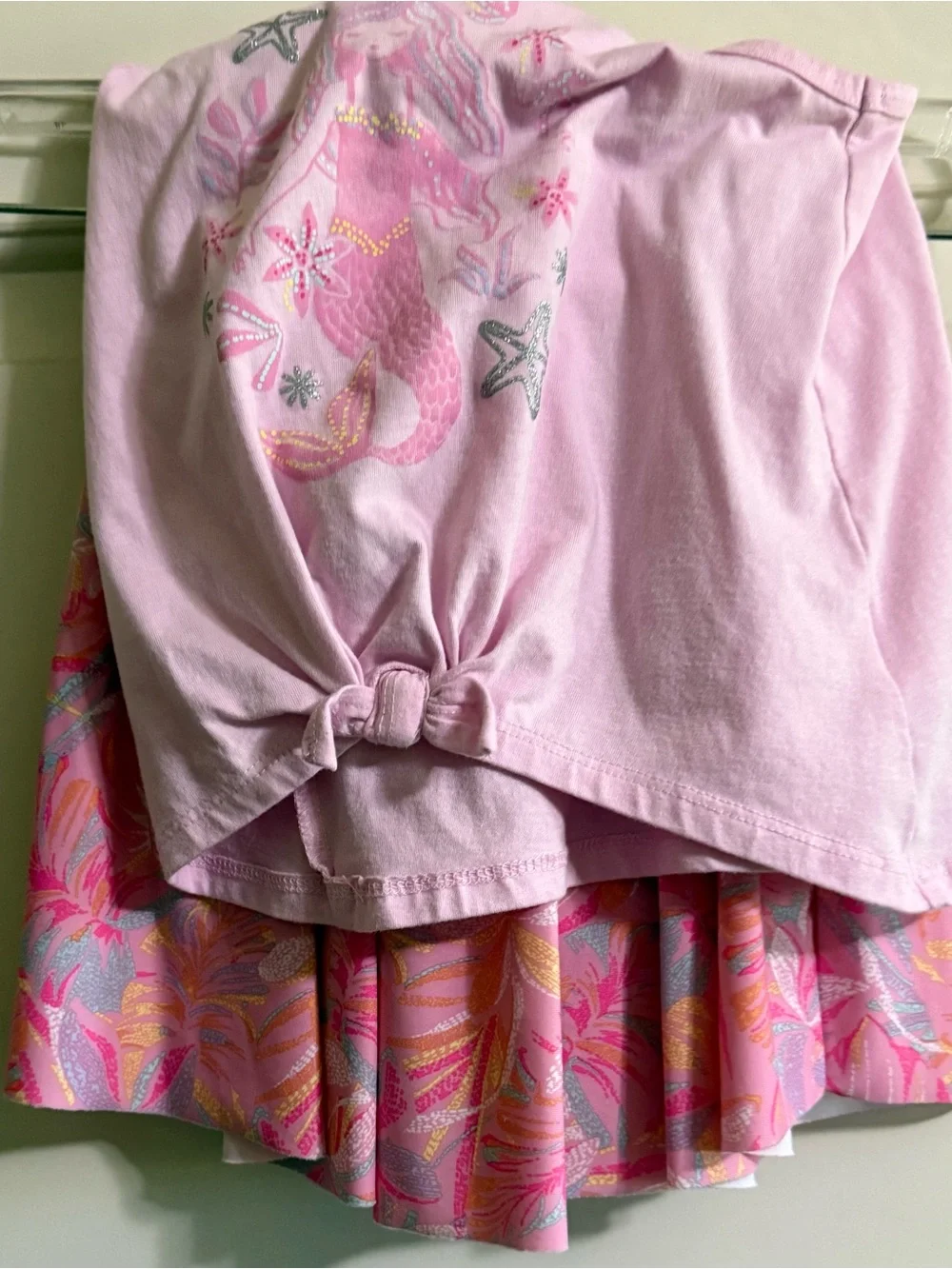 Set -OshKosh B'gosh Pink Mermaid Tie-Front Tank Top with matching tropical skirt